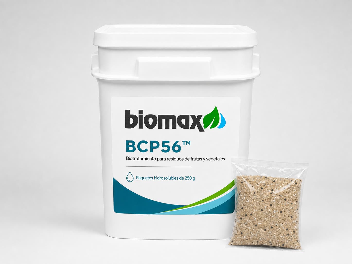 Envase de BCP56 con la etiqueta Biomax.