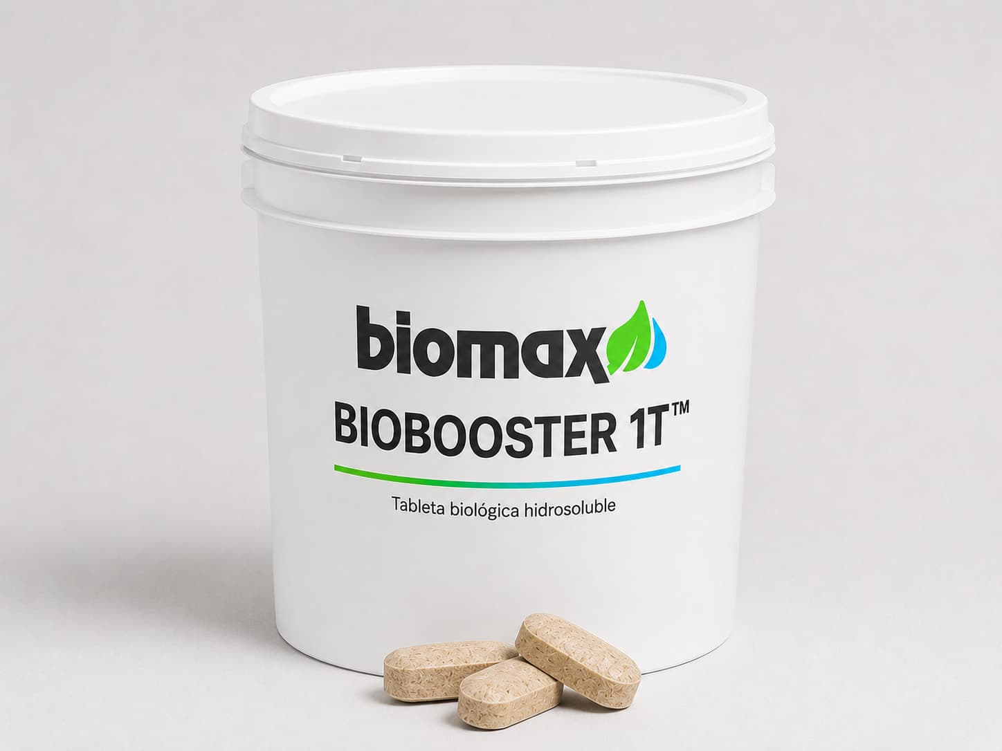 Envase de BIOBOOSTER 1T con la etiqueta Biomax.